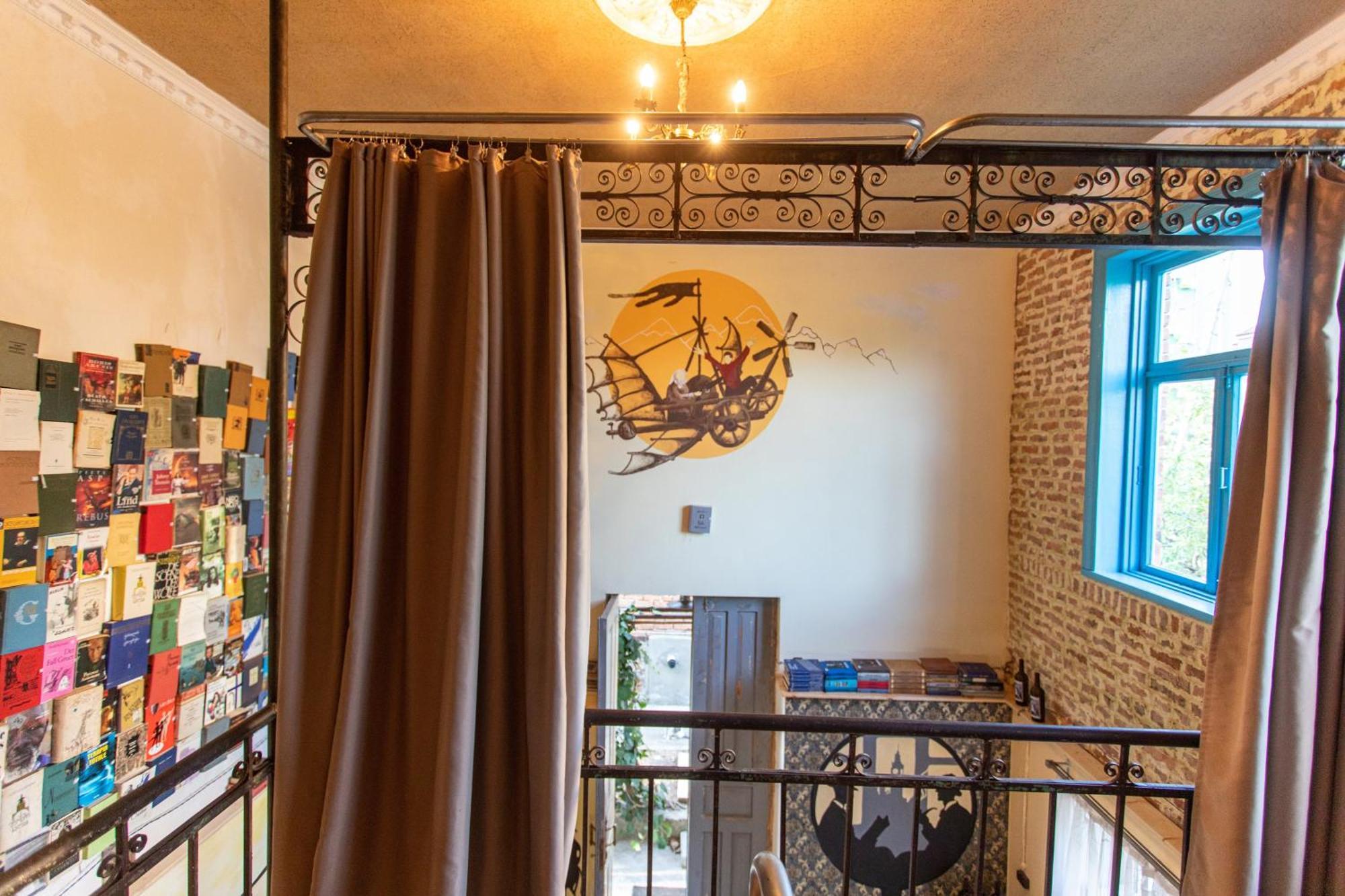 Book Hotel Kutaisi Dış mekan fotoğraf