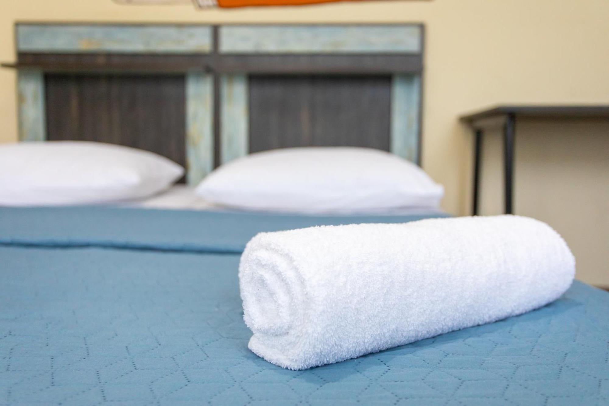 Book Hotel Kutaisi Dış mekan fotoğraf